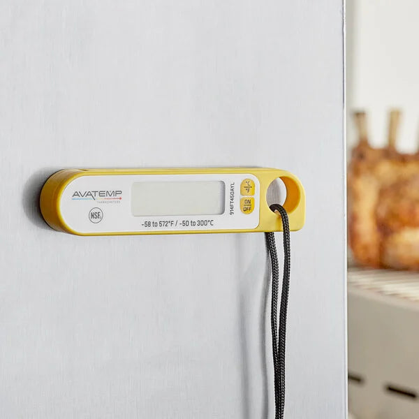 Digital Folding Probe Thermometer with Magnet